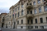 320px-Geosupremecourt