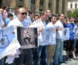 demonstration_parliament_crisis_fund