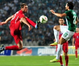 football_match_turkey_georgia_Crop