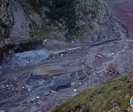 landslide_Dariali_21_August_2014_Crop