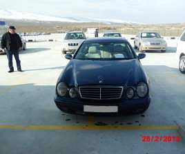 mercedes_for_sale_at_rustavi_car_market