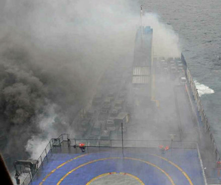 Ferry_caught_fire_Adriatic_2014-12-19