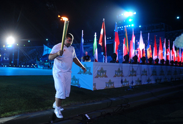 olympic_festival_opening_ceremony_torch