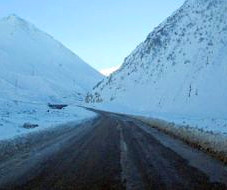 kazbegi_road_snow
