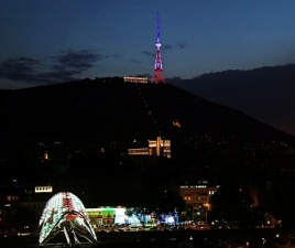 tbilisi_tv_tower_french_tricolor_2016-07-15